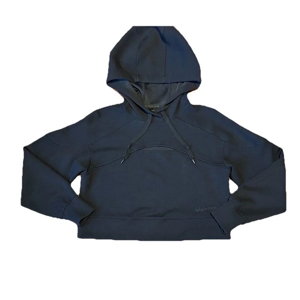 Lululemon Get Centered Cropped Hoodie Lululemon Spellout Logo Size 6 Black